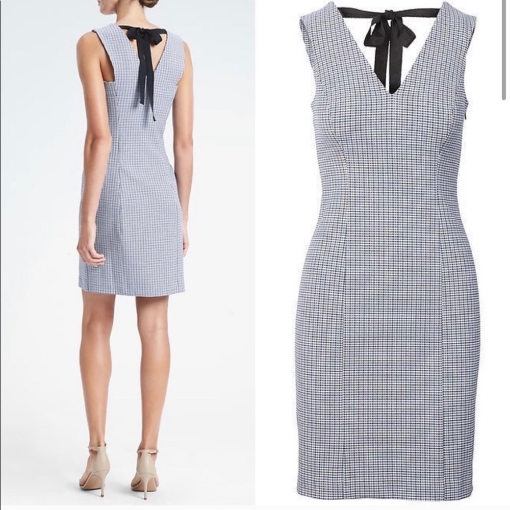 Banana Republic sleeveless tie back dress